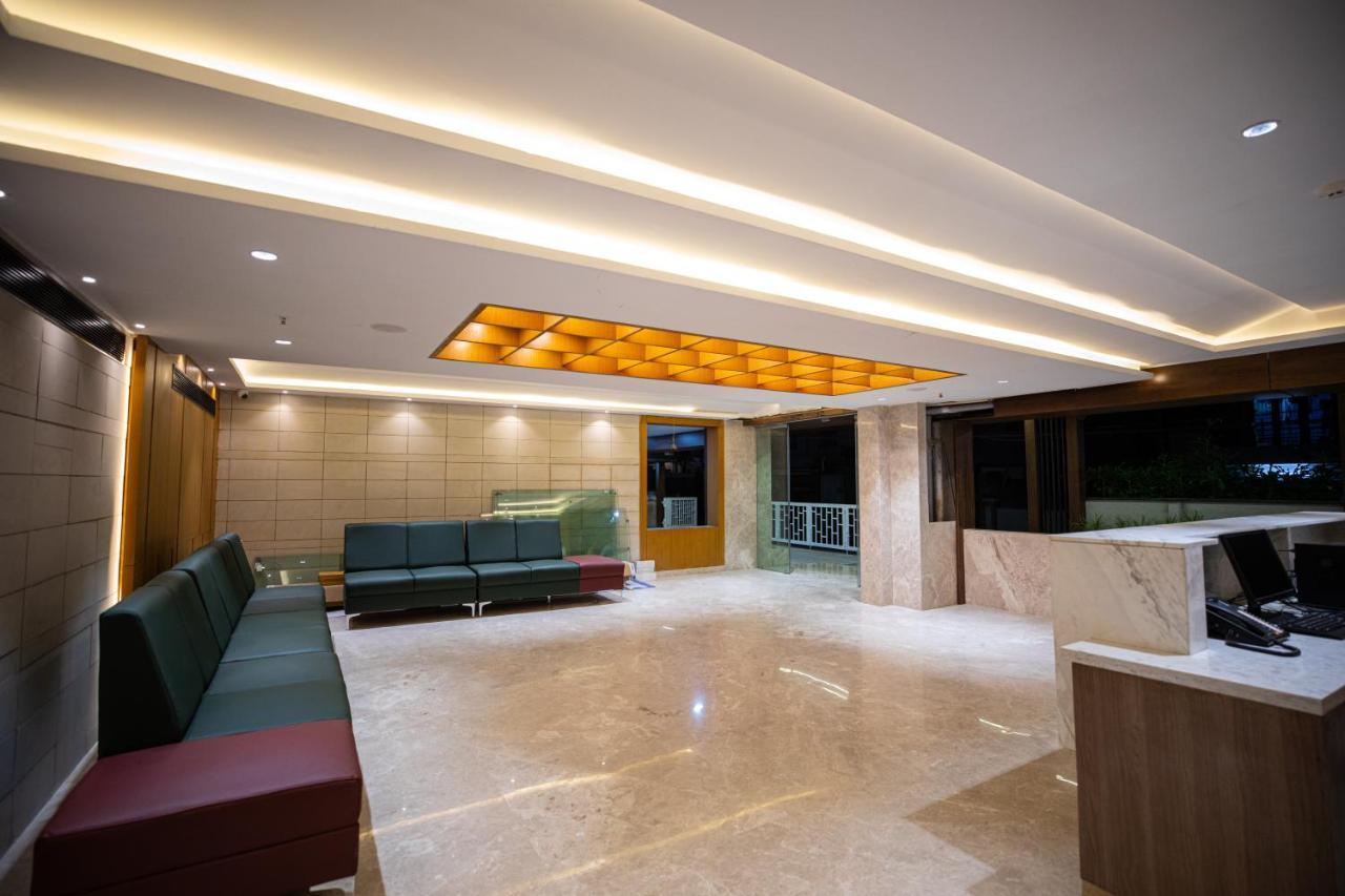Hotel Silver Cle Hajdarabad Zewnętrze zdjęcie