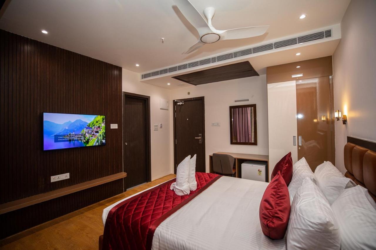 Hotel Silver Cle Hajdarabad Zewnętrze zdjęcie
