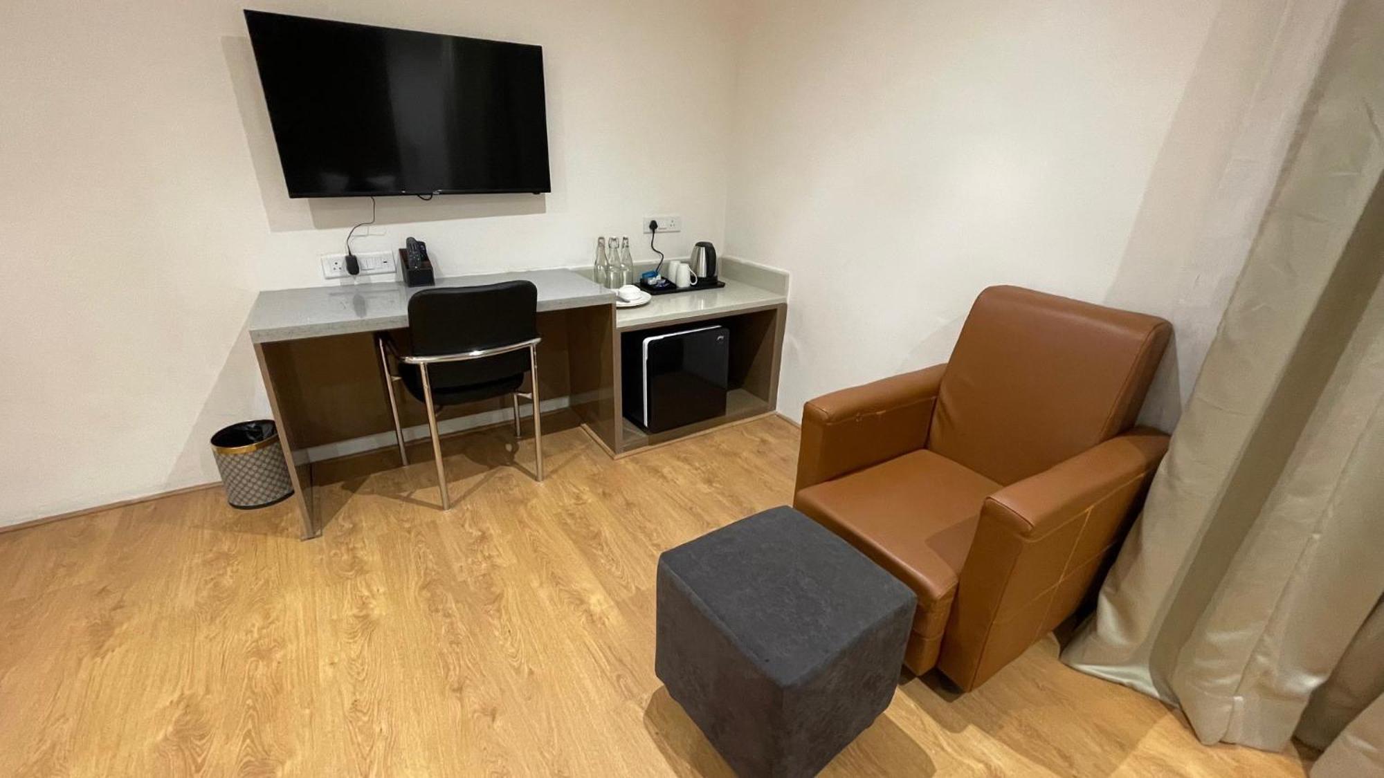 Hotel Silver Cle Hajdarabad Zewnętrze zdjęcie