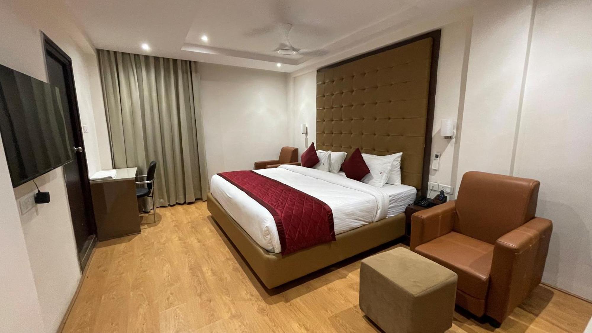 Hotel Silver Cle Hajdarabad Zewnętrze zdjęcie