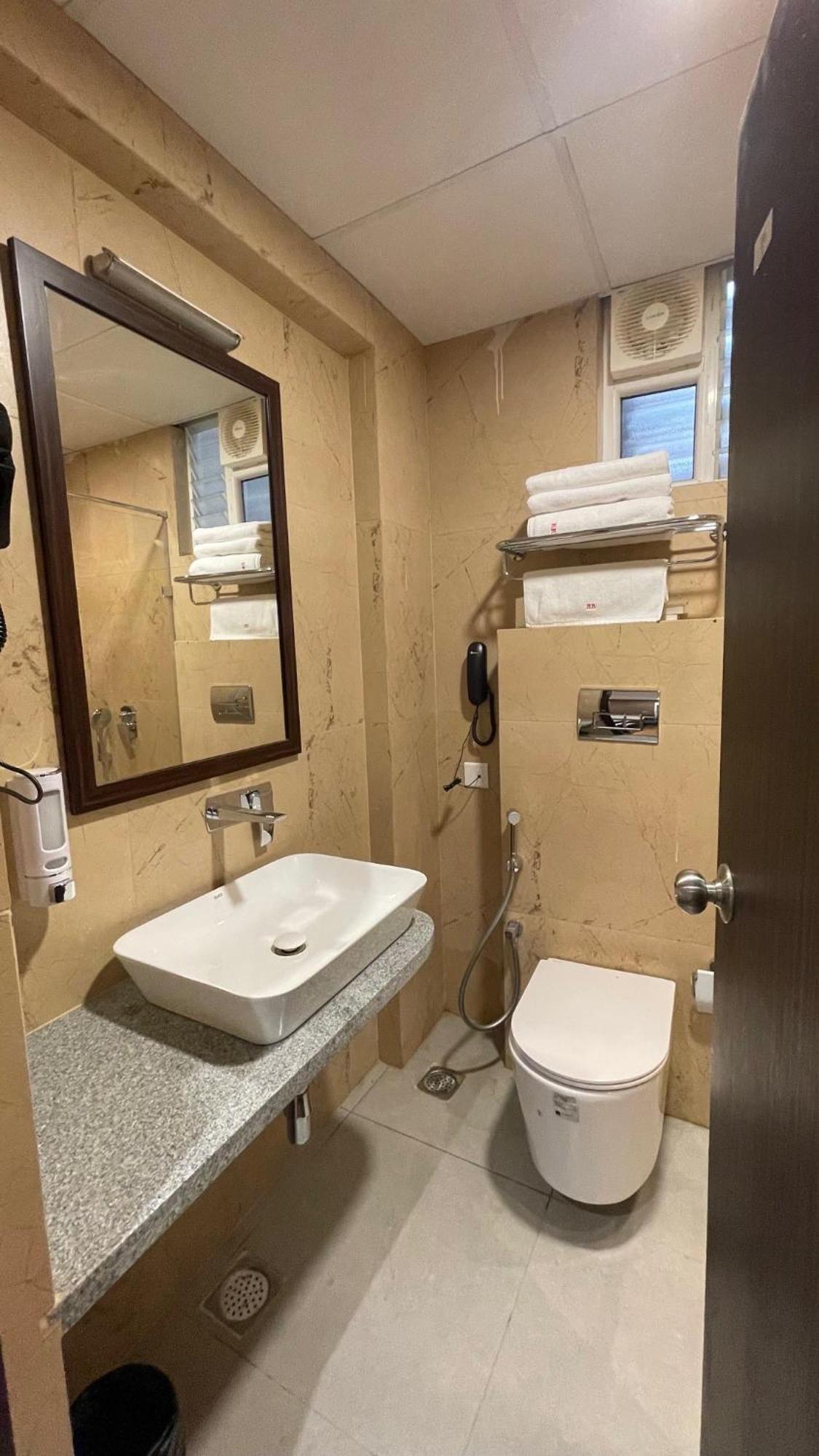 Hotel Silver Cle Hajdarabad Zewnętrze zdjęcie