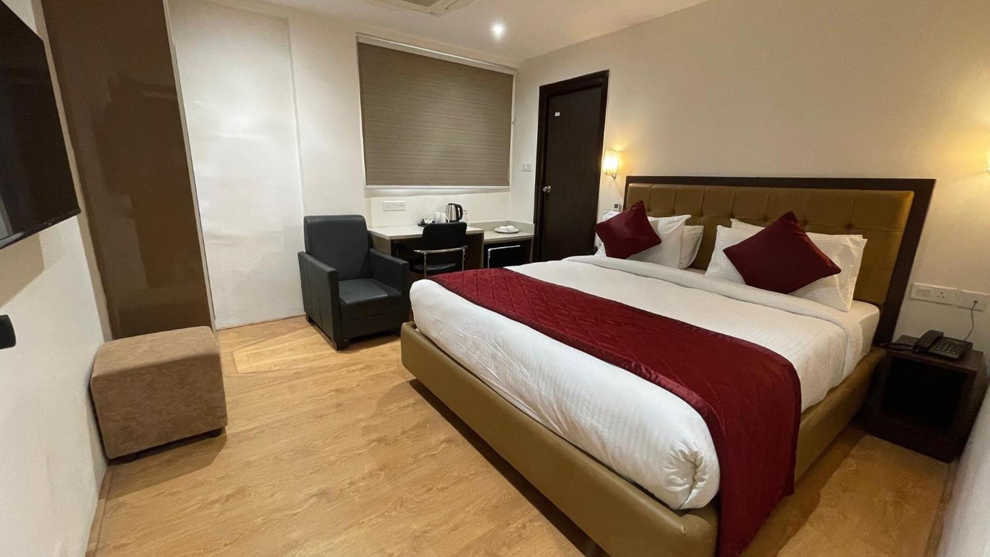 Hotel Silver Cle Hajdarabad Zewnętrze zdjęcie