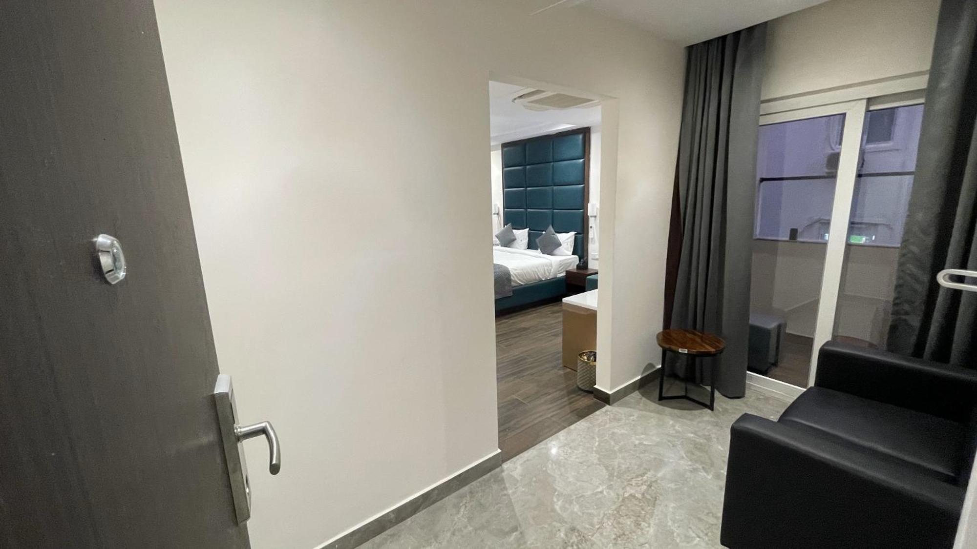 Hotel Silver Cle Hajdarabad Zewnętrze zdjęcie